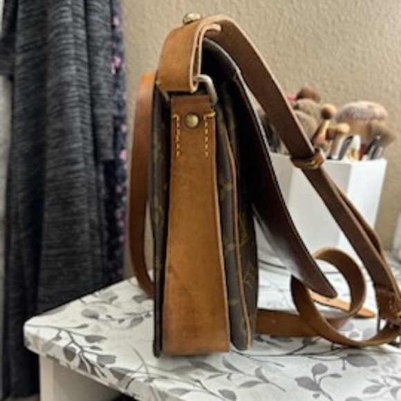 Authentic Louis Vuitton Monogram Cartouchiere GM Shoulder Bag - Picture 7 of 9